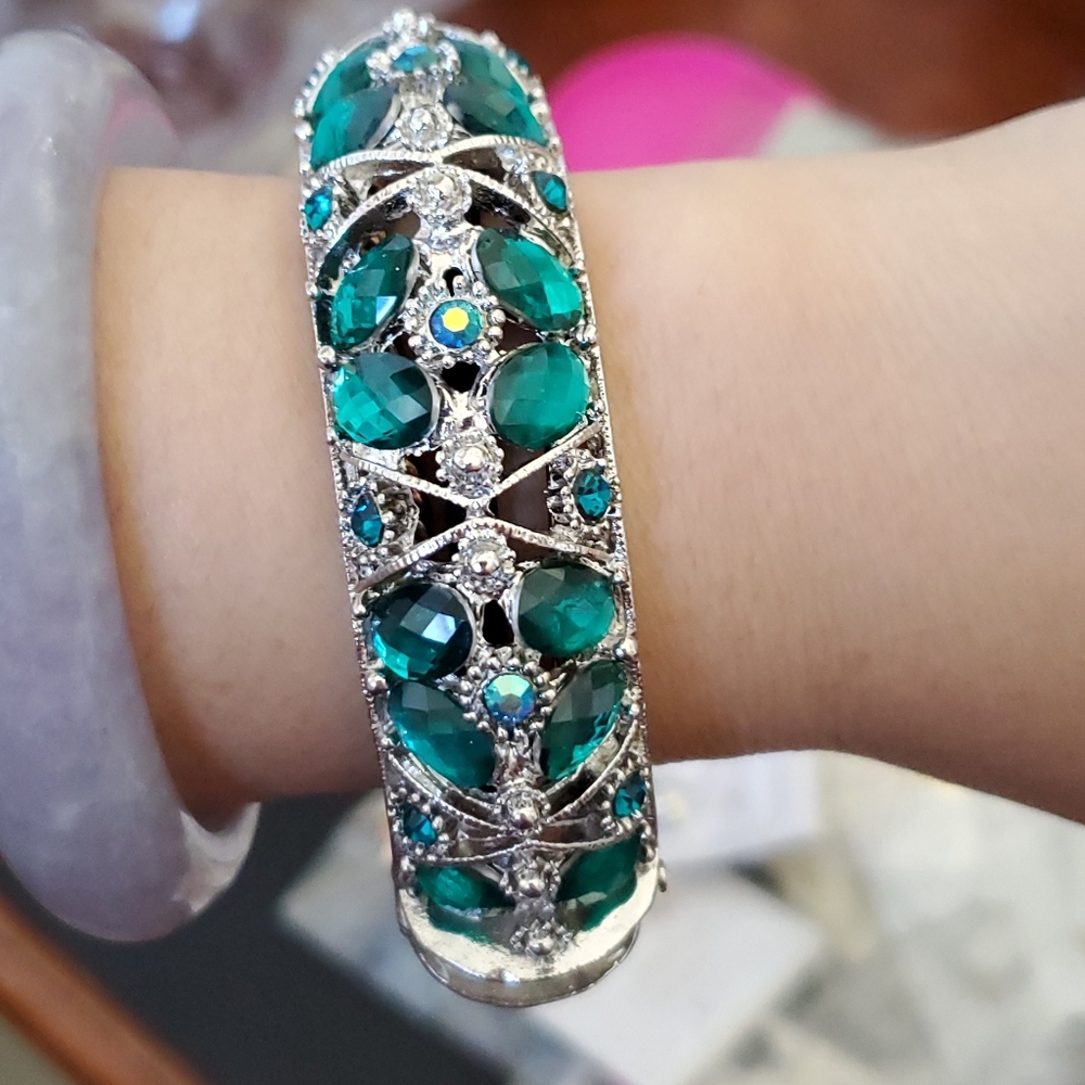 Rhinestone bracelet